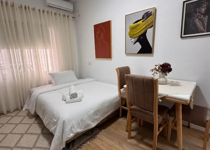 Malo House Center Apartment