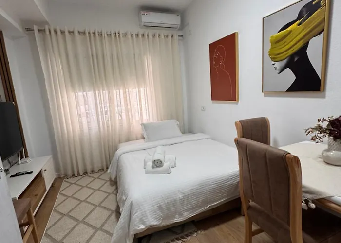 Malo House Center Tirana