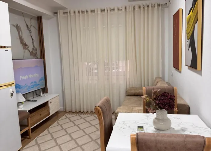 Malo House Center * Tirana