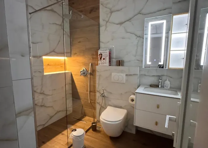 Apartment Malo House Center