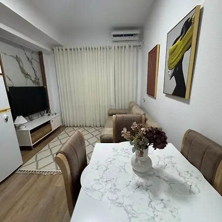Malo House Near Blloku Tirana