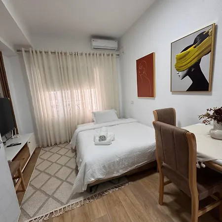 Malo House Center Tirana