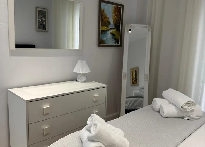 Malo House Center * Tirana